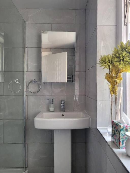 Southall Inn - Near Heathrow Εξωτερικό φωτογραφία