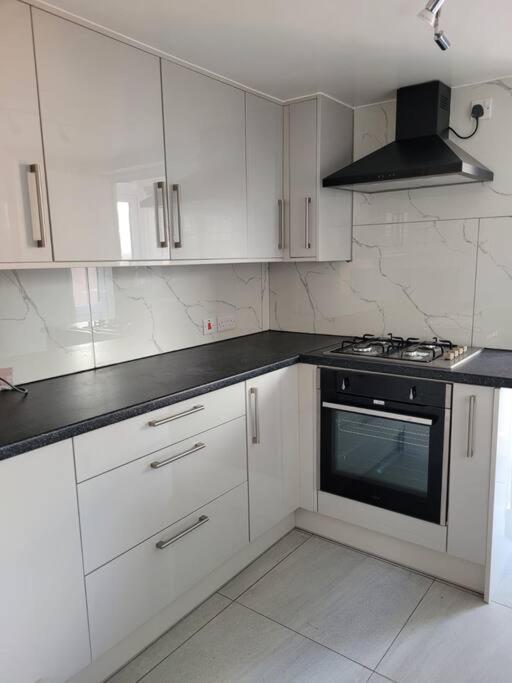 Southall Inn - Near Heathrow Εξωτερικό φωτογραφία